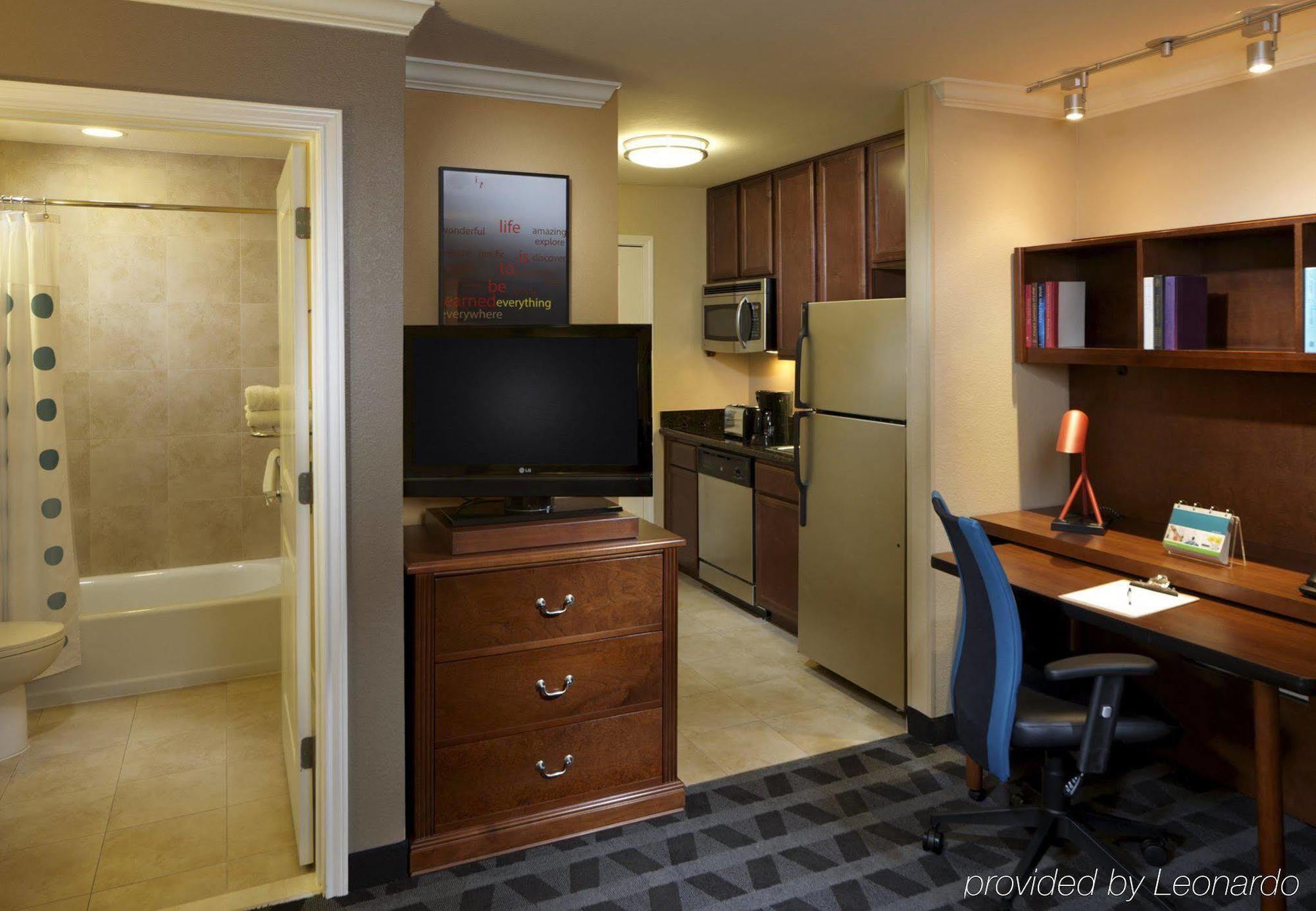 Towneplace Suites Houston North/Shenandoah Exteriör bild
